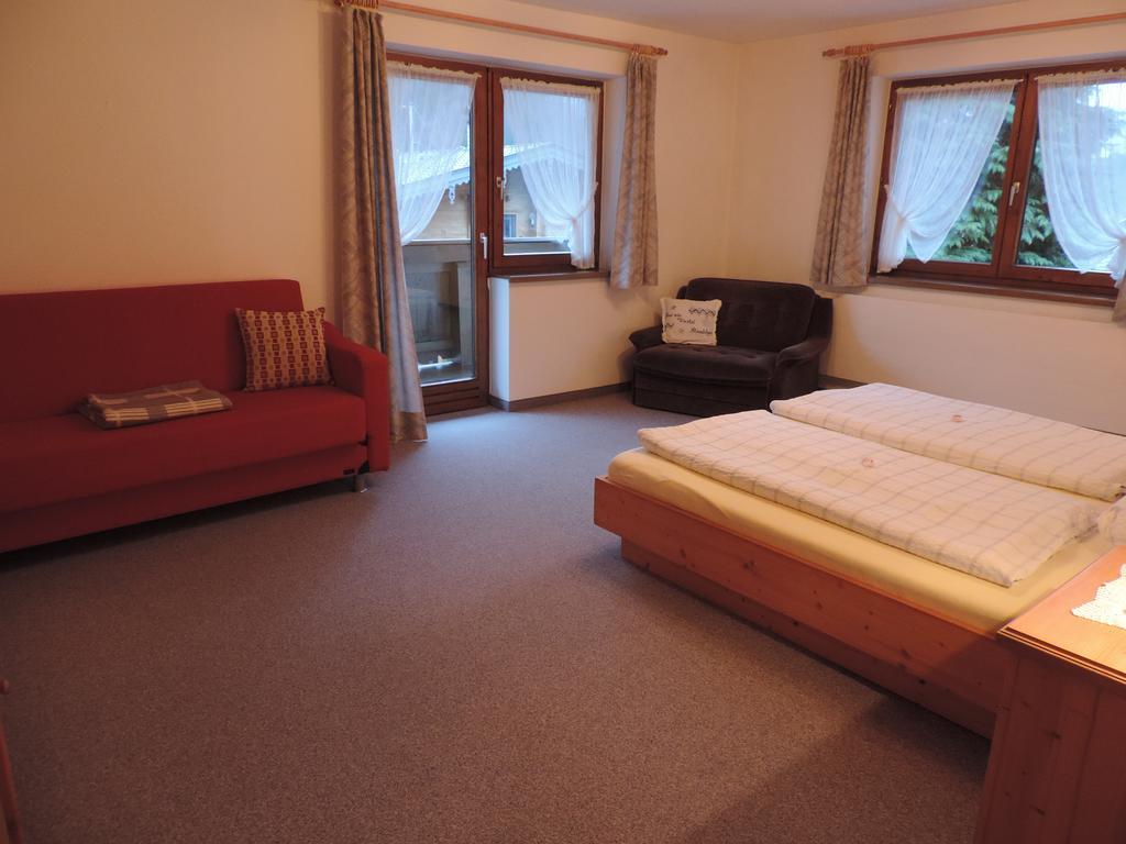 Ferienwohnung Johann Niedermoser Fieberbrunn Habitación foto
